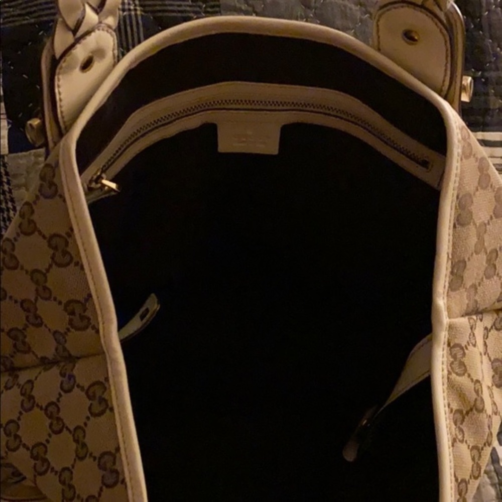 Authentic Gucci Handbag - Picture 6 of 8